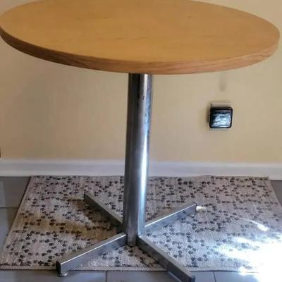 Round Metal Pedestal Table with Wood Top