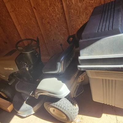 Craftsman Riding Lawn Mower 