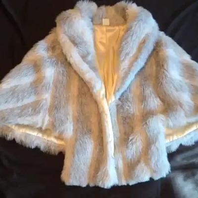 Wiman Gray & White Faux Fur Caplet with Satin Lining