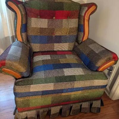 Country House Oversized Wool-Like Armchair with Rustic Wood Trim