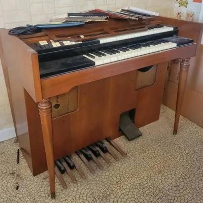 Vintage Electric Organ with Pedals and Music Books