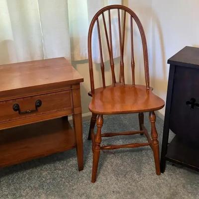 Solid Wood Bedroom Accent Furniture Featuring Dixie Nightstand