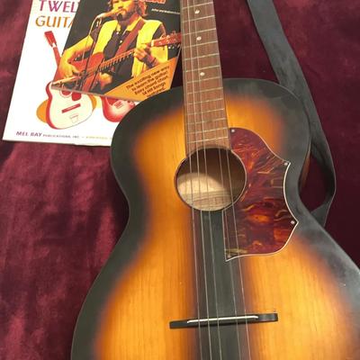 Vintage Framus Acoustic Guitar with Sunburst Finish