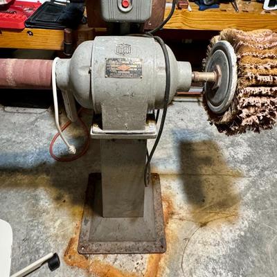 Sale Photo Thumbnail #104