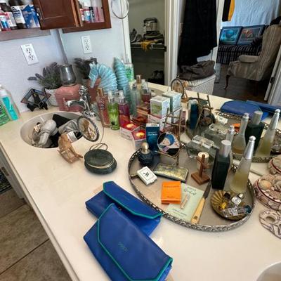 Sale Photo Thumbnail #261