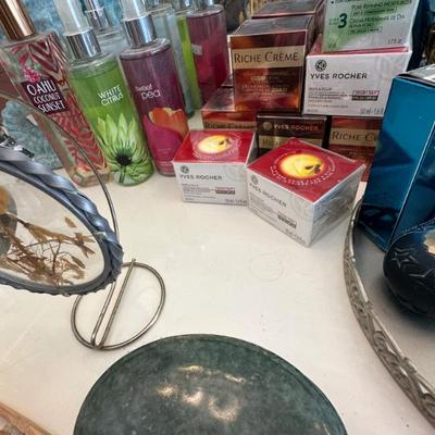 Sale Photo Thumbnail #264