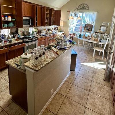 Sale Photo Thumbnail #136