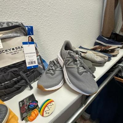 Sale Photo Thumbnail #272