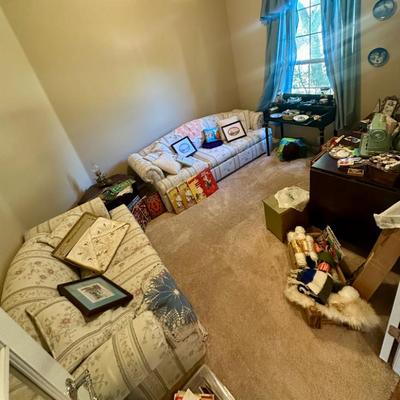 Sale Photo Thumbnail #54