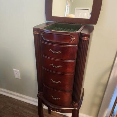 Sale Photo Thumbnail #285