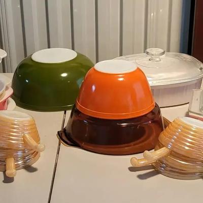 Pyrex & Fire-King (1115)