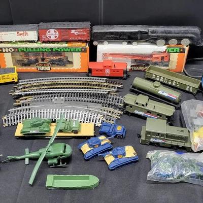 1980s Tyco GI Joe Train Cars & More (1125)