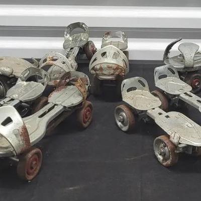 Vintage Metal Roller Skates (1125)