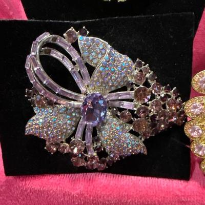 Sale Photo Thumbnail #949