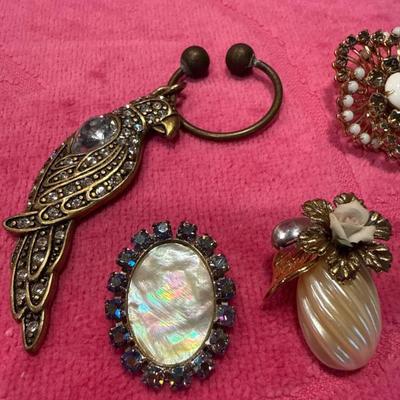 Sale Photo Thumbnail #933