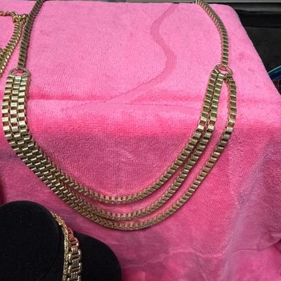 Sale Photo Thumbnail #895