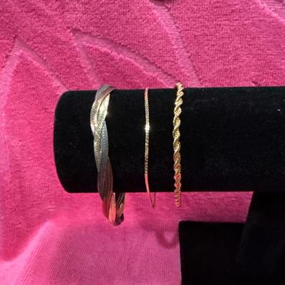 Sale Photo Thumbnail #905