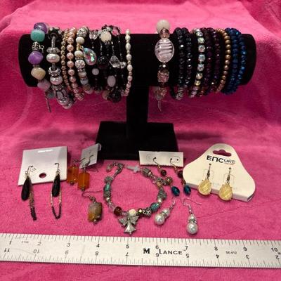 Sale Photo Thumbnail #937