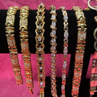 Sale Photo Thumbnail #912