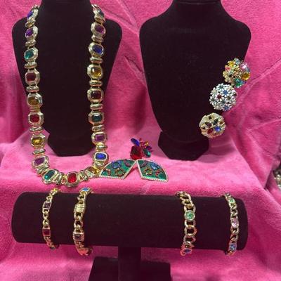 Sale Photo Thumbnail #882