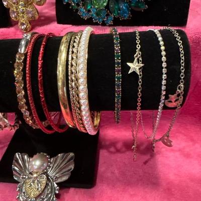 Sale Photo Thumbnail #954