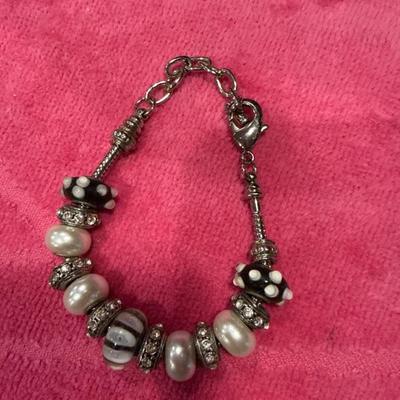 Sale Photo Thumbnail #945