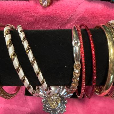 Sale Photo Thumbnail #956