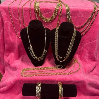 Sale Photo Thumbnail #890