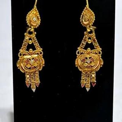 21K Gold Dangling Earrings 