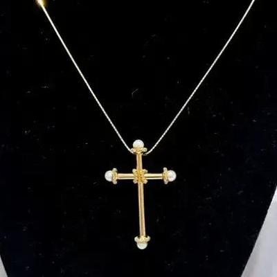 14K Gold & Pearl Cross W/Chain 