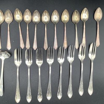 Vintage Silverplate Utensils 