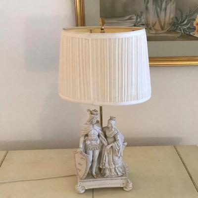 Vintage Boudoir Porcelain Accent Lamp