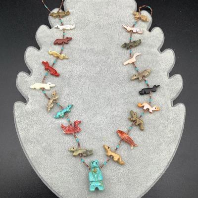 Vintage Zuni Hand Carved Animal Fetish Necklace 