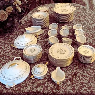 Royal Jackson Fine China Service For Twelve 