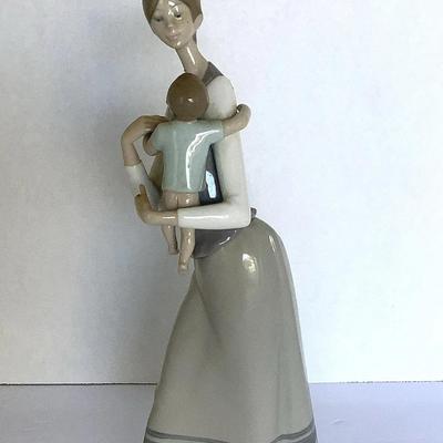 Mother And Child By Lladro