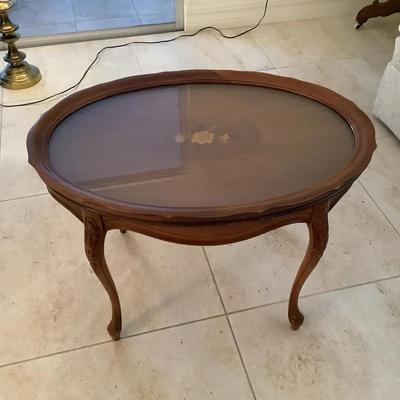 Queen Anne Style Glass Tray Top Table 