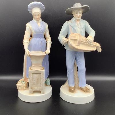 Pair Of Vintage Porcelain Figurines 