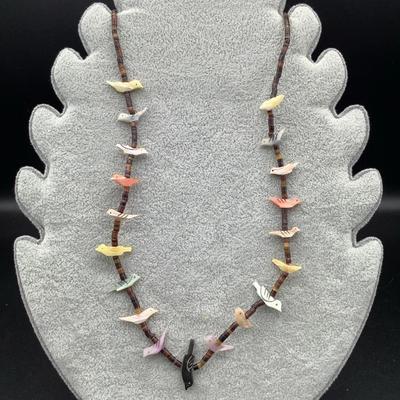Vintage Zuni Hand Carved Bird Fetish Necklace 