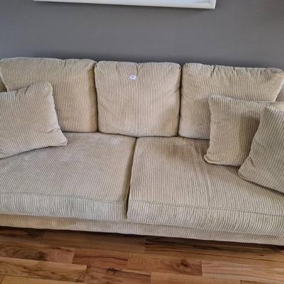 Sale Photo Thumbnail #106