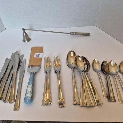 Sale Photo Thumbnail #152