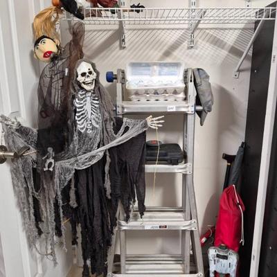 Sale Photo Thumbnail #374