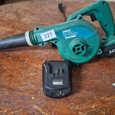 Sale Photo Thumbnail #352