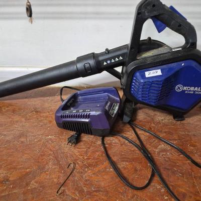 Sale Photo Thumbnail #353