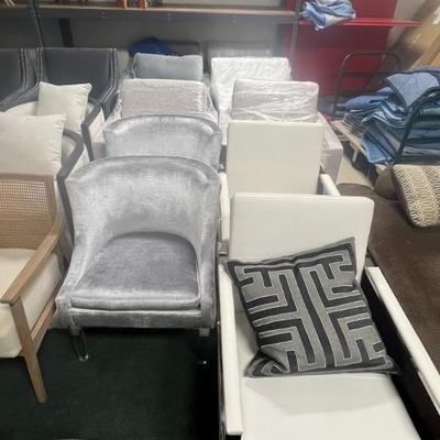 Sale Photo Thumbnail #151