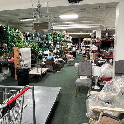 Sale Photo Thumbnail #261