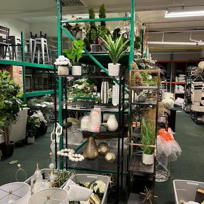 Sale Photo Thumbnail #266