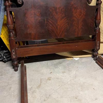 Beautiful Wooden Queen Headboard Footboard With Rails 