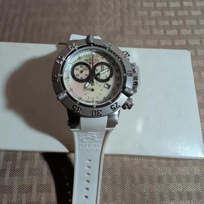 Invicta Subaqua Noma III Silver Toned Round Face White Band