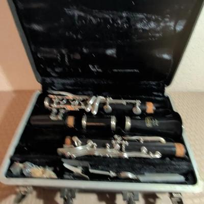 Bundy Resonite Clarinet