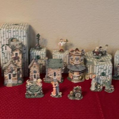 Ivy & Innocence Collection Lot #1